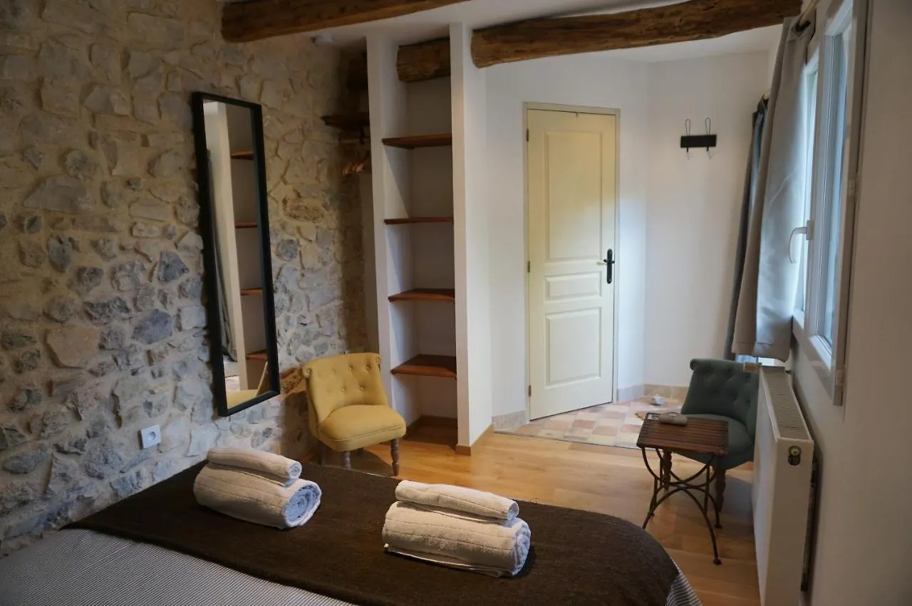 Malia - Chambres D'Hotes & Gite Barret-de-Lioure 0*,