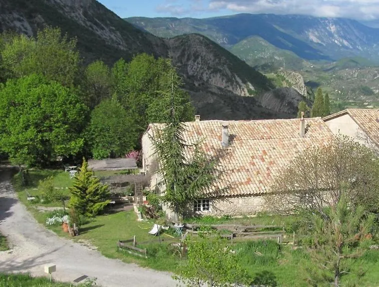 Malia - Chambres d'hôtes&Gîte Barret-de-Lioure